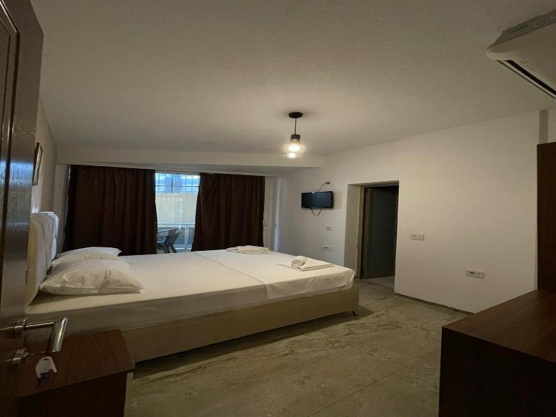 Vue Mer Hotel image