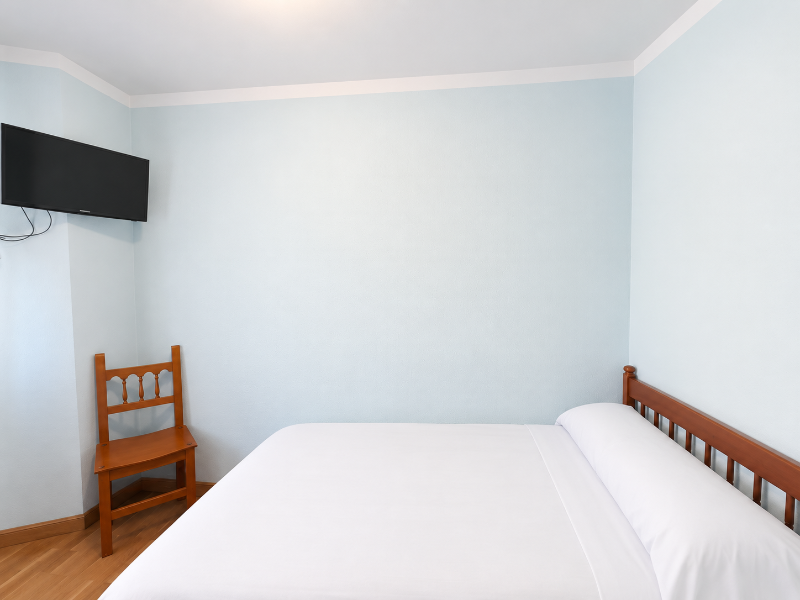 Hostal Ec Leon image