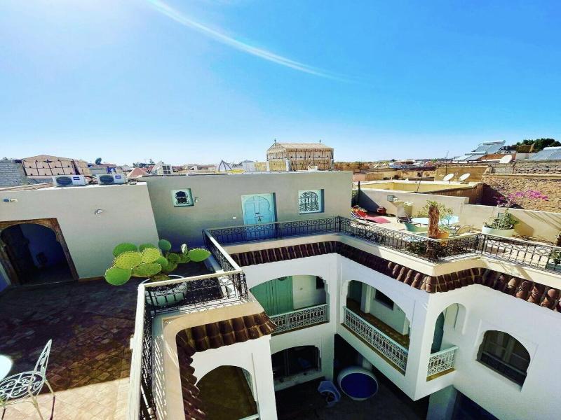 Riad Lumière image