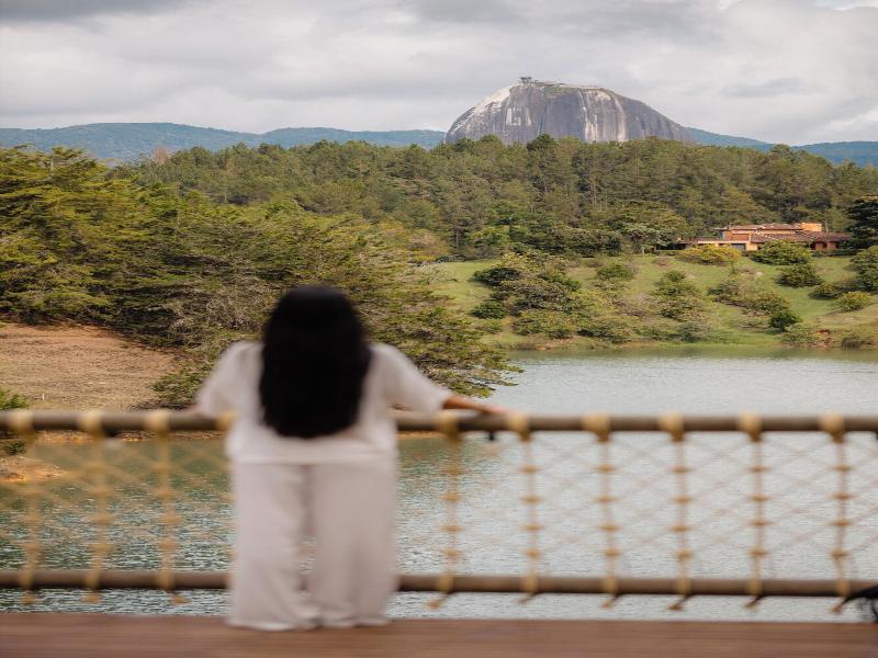Atma Villas Hotel Boutique Guatapé image