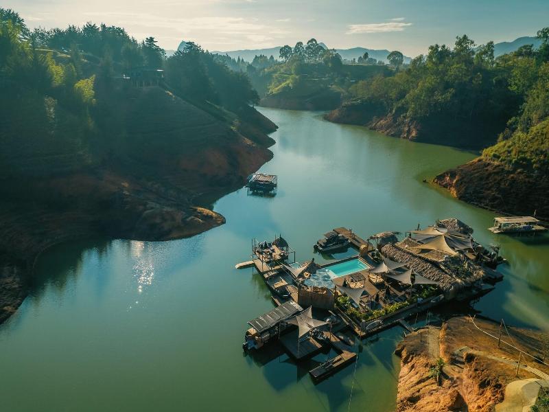 Atma Villas Hotel Boutique Guatapé image