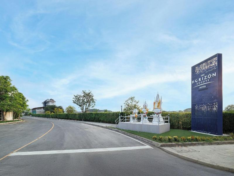 The Horizon Groove Hotel image