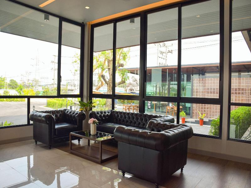 The Horizon Groove Hotel image