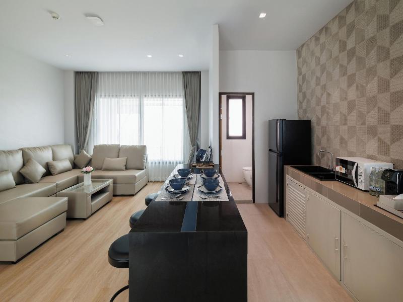 The Horizon Groove Hotel image