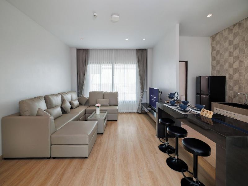 The Horizon Groove Hotel image