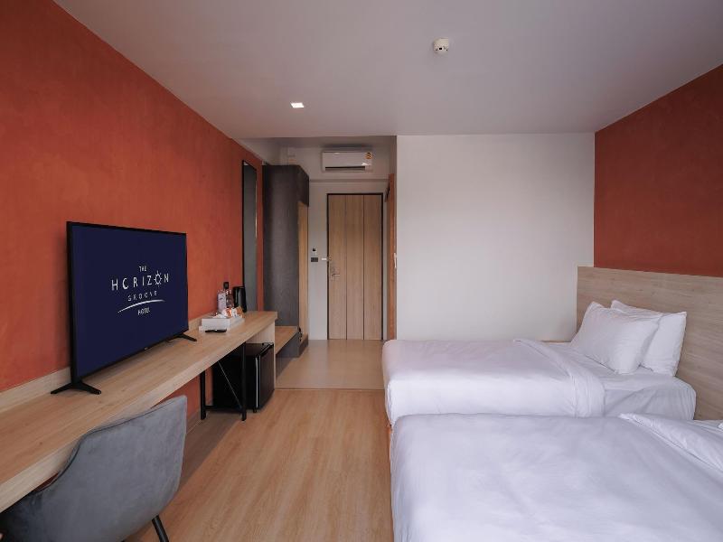 The Horizon Groove Hotel image