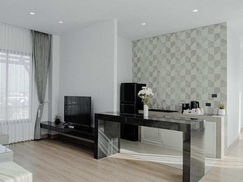 The Horizon Groove Hotel image