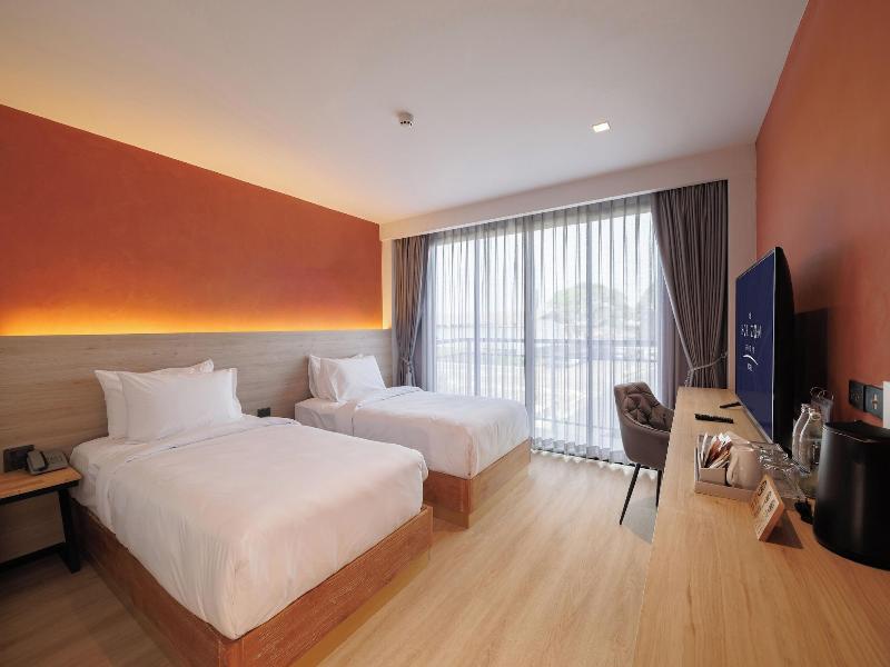 The Horizon Groove Hotel image