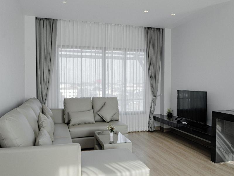 The Horizon Groove Hotel image