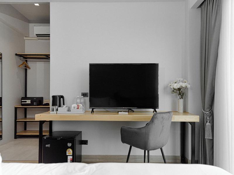 The Horizon Groove Hotel image