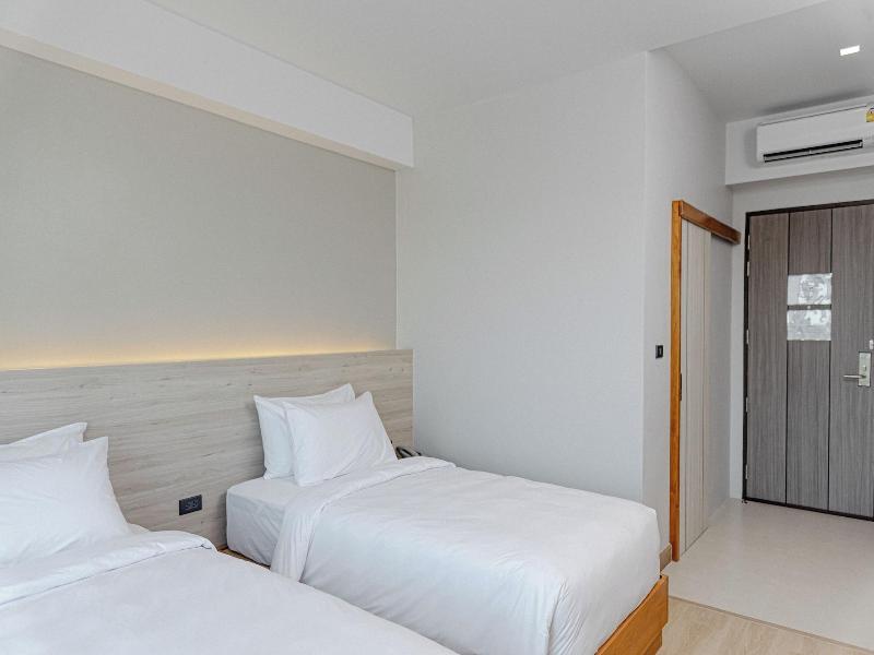 The Horizon Groove Hotel image