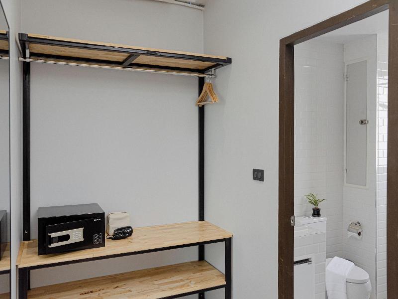 The Horizon Groove Hotel image