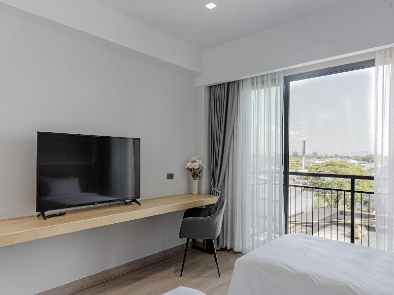 The Horizon Groove Hotel image