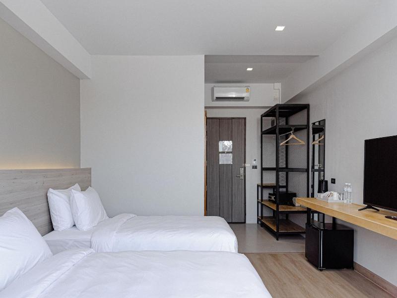 The Horizon Groove Hotel image