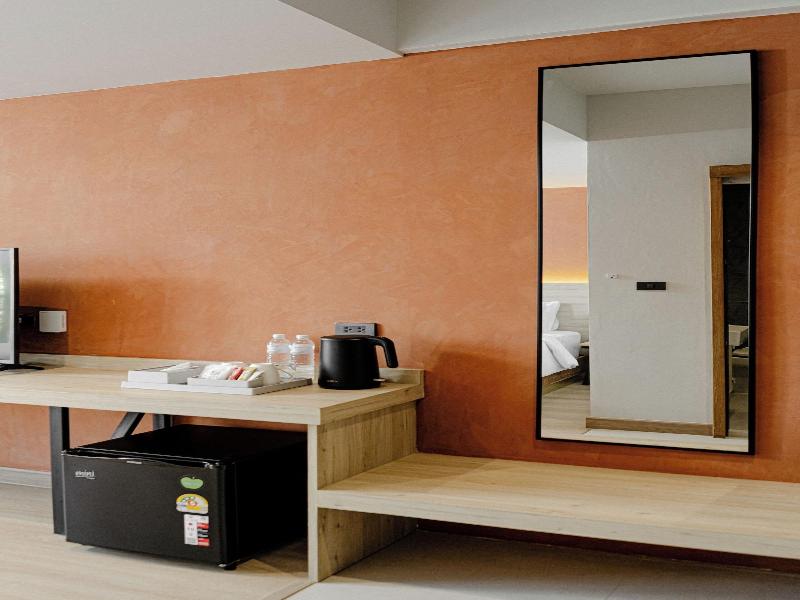 The Horizon Groove Hotel image