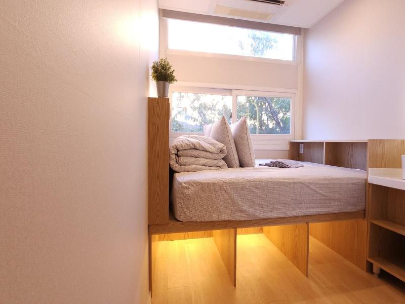 Oyo Hostel Myeongdong 6 image