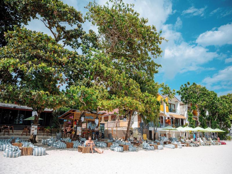 Diamond Beach Resort image