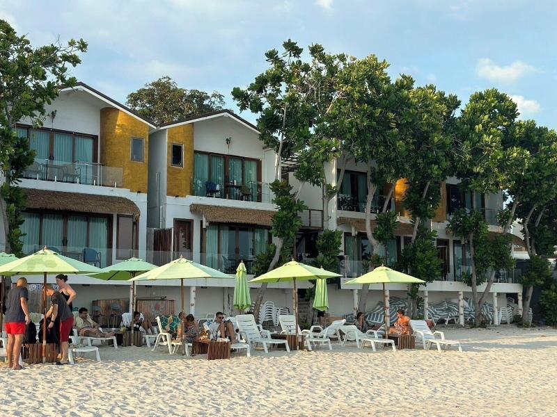 Diamond Beach Resort image