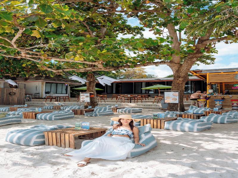 Diamond Beach Resort image
