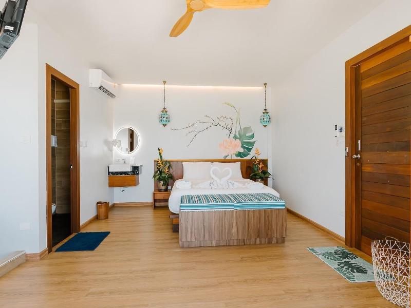 Diamond Beach Resort image