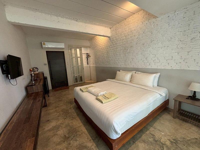Diamond Beach Resort image
