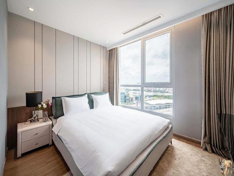 Landmark 81 Skyscraper image