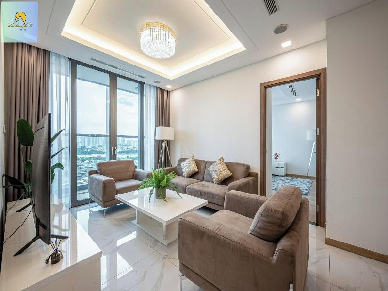 Landmark 81 Skyscraper image