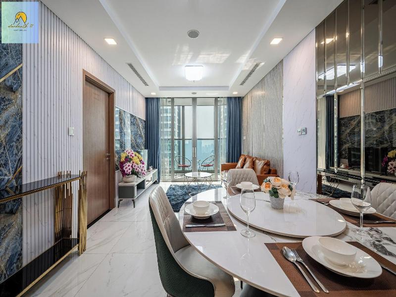 Landmark 81 Skyscraper image
