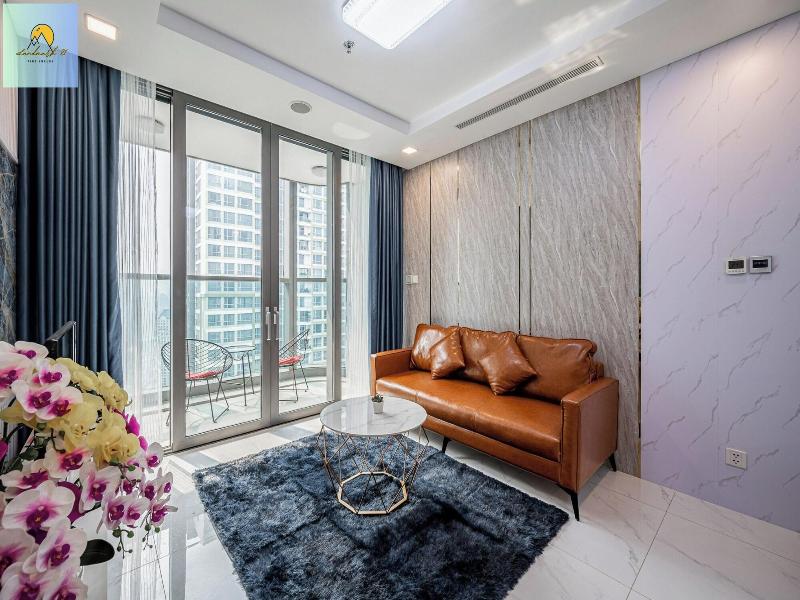 Landmark 81 Skyscraper image