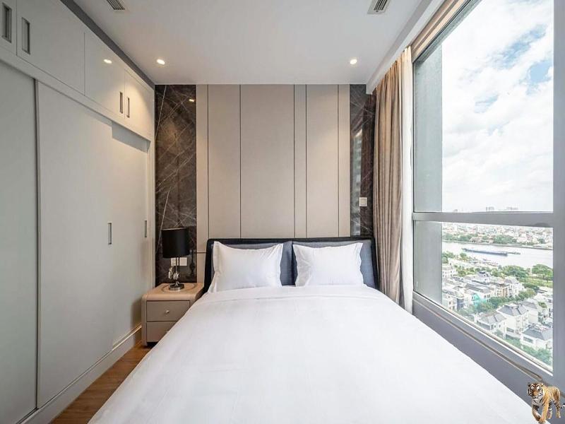 Landmark 81 Skyscraper image