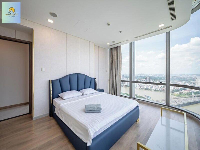 Landmark 81 Skyscraper image
