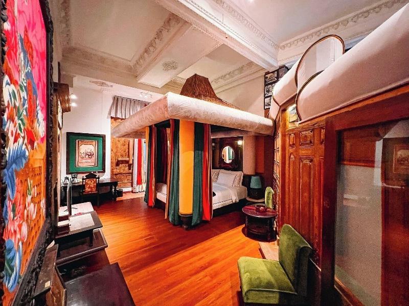 House Of Tugu Old Town Jakarta image