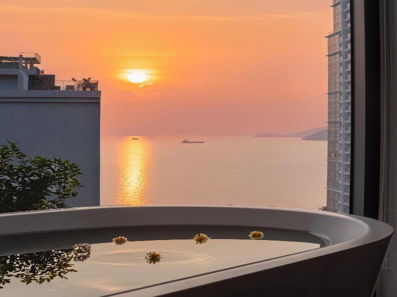 Adamas Boutique Hotel Nha Trang image