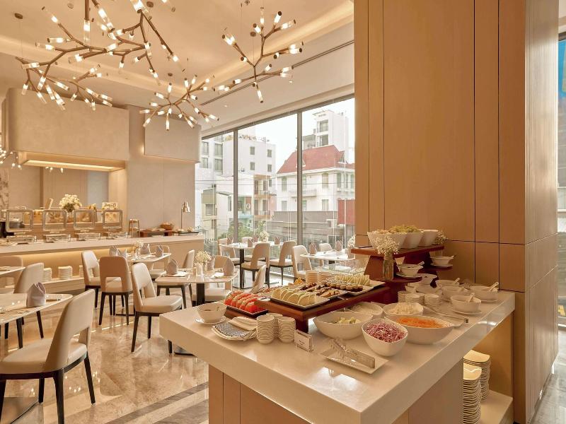 Adamas Boutique Hotel Nha Trang image