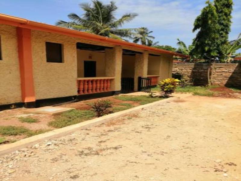 Diani Travelers Guest House image