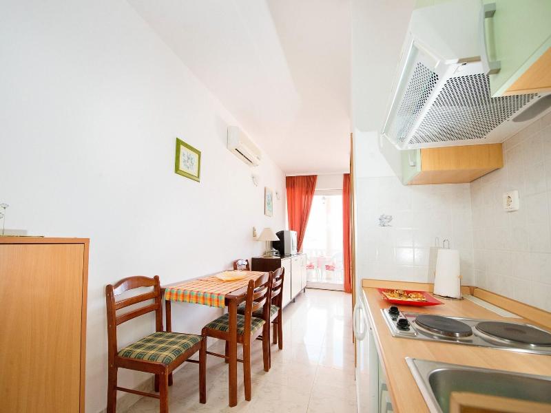 Apartments Ksenija image