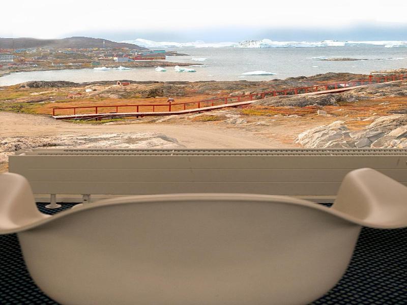 Hotel Arctic image