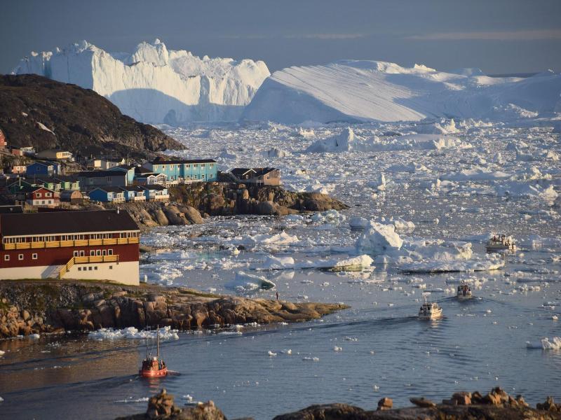 Hotel Arctic image