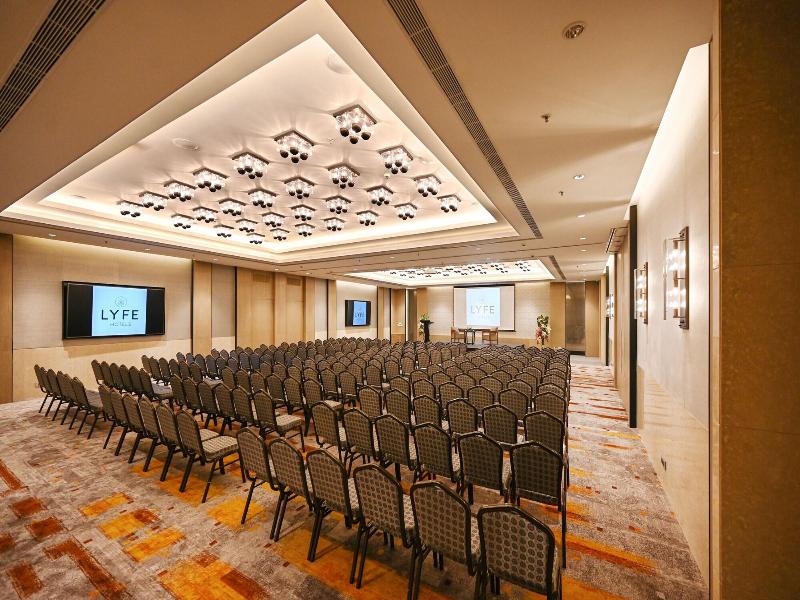 Lyfe Hotels Bhubaneswar