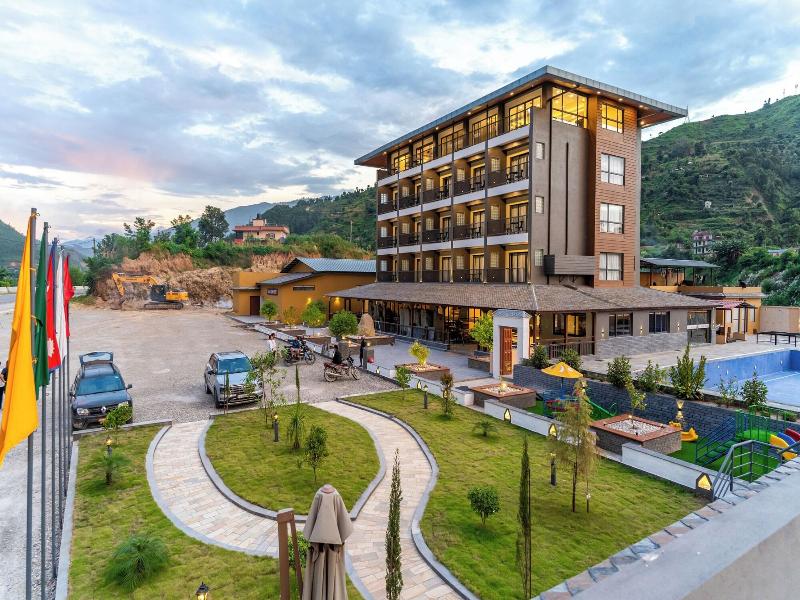 Triple Crown Resort 5