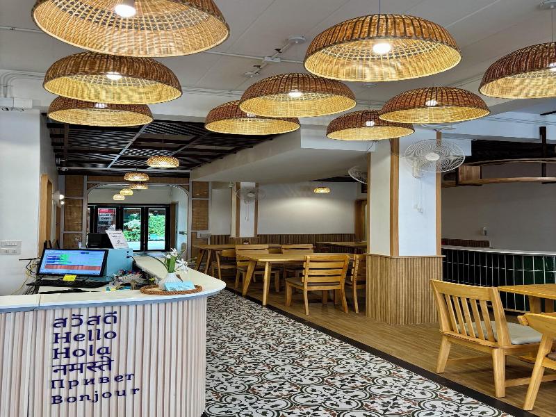 Charm Hostel At Jomtien image