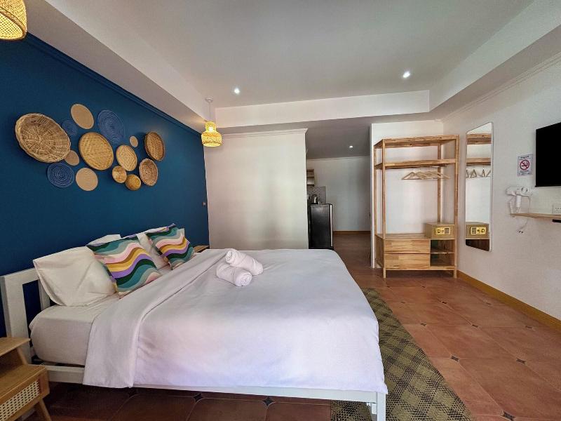 Charm Hostel At Jomtien image