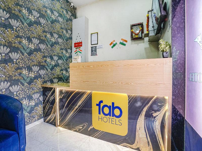 Fabhotel The United image