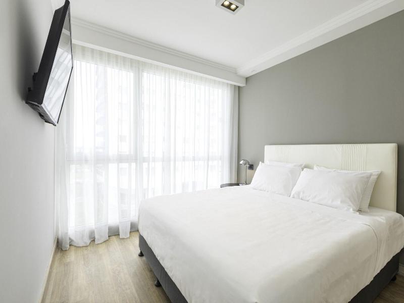 Hotel Solerios Mansa image