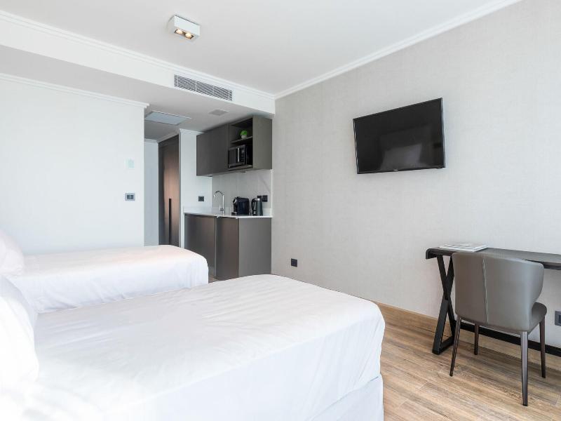 Hotel Solerios Mansa image