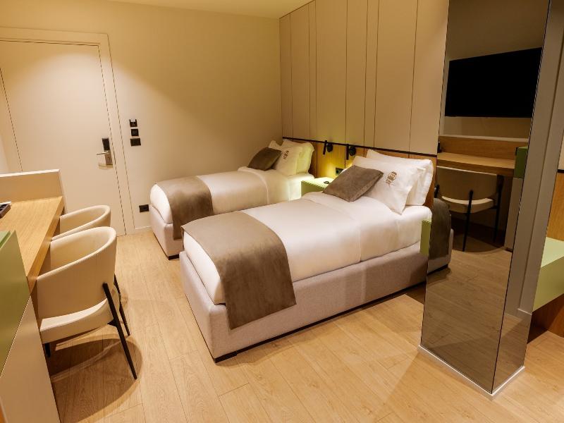 Hotel Pusi image