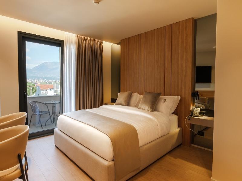 Hotel Pusi image