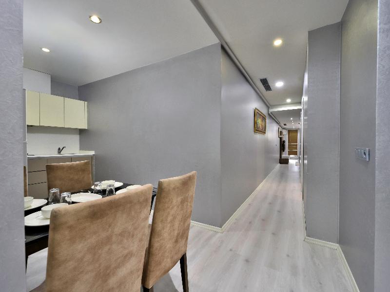 Golf Royal Residence Istanbul image