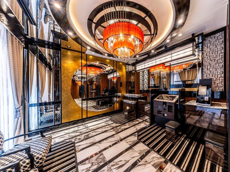 Apa Hotel Suidobashi Ekimae image