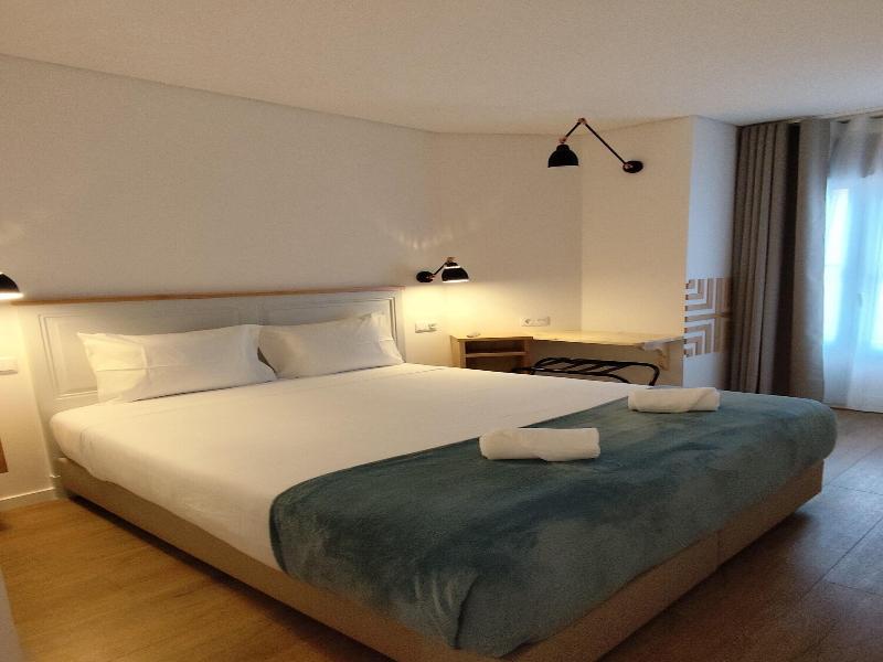 Bacalhoeiros 125 Hotel image